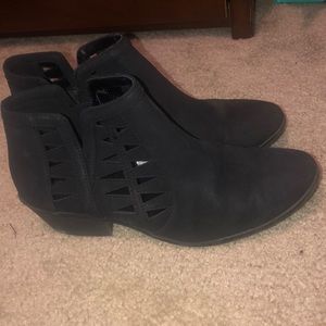 Women’s black suede laser cut booties size 8